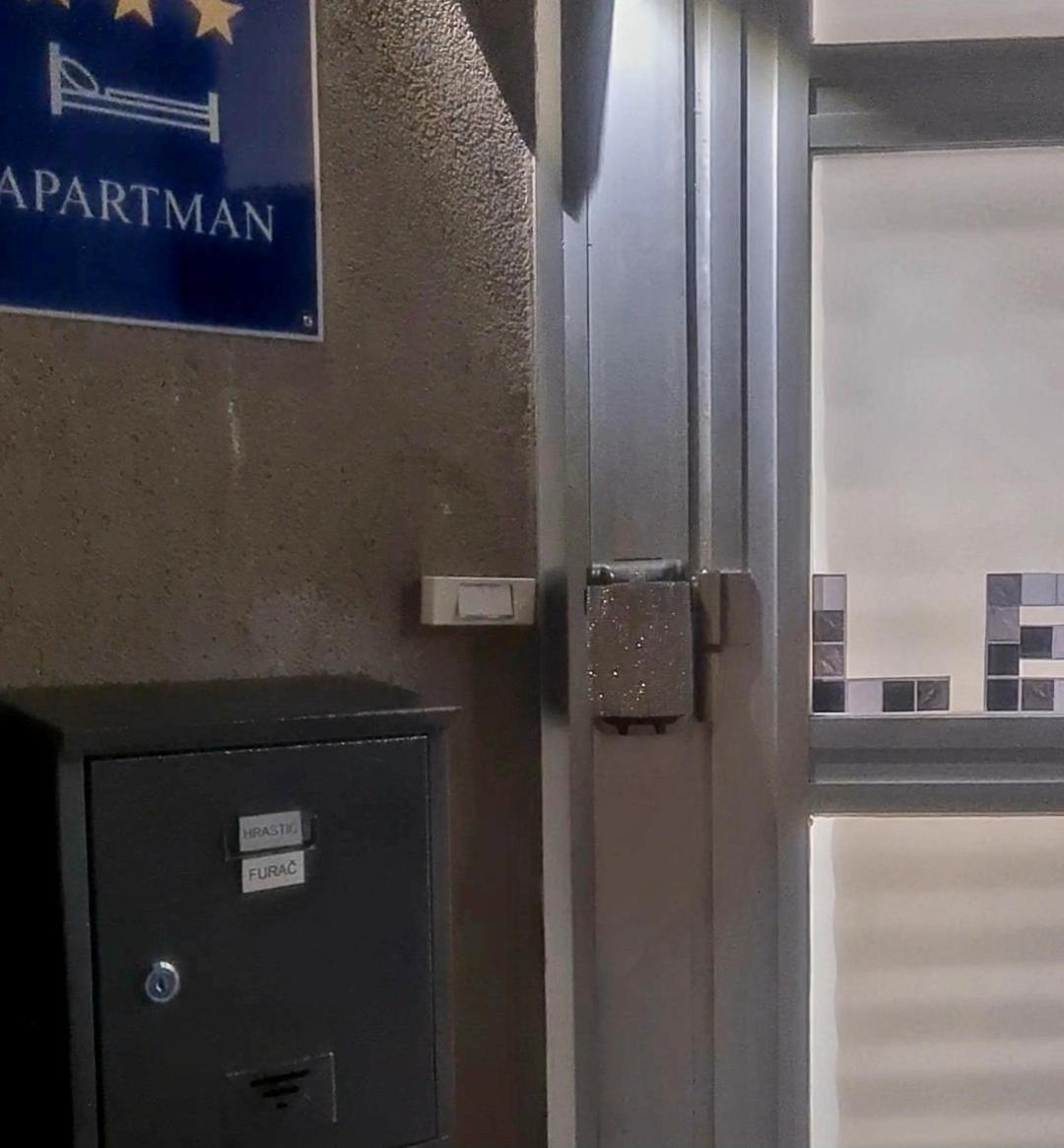 Lea Apartment - Free Parking In Front For 2 Cars Zagreb Luaran gambar
